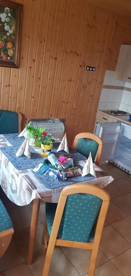 Bungalowvermietung Am Rheinsberger See Ngoại thất bức ảnh